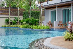 Aqua Resort Phuket