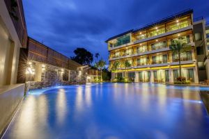 Aqua Resort Phuket