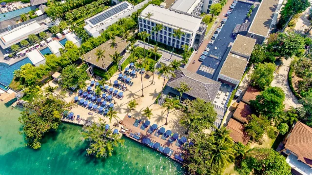 Awa Resort - Koh Chang