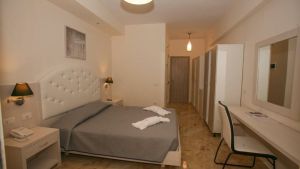 Ninos Saint George Palace