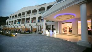 Ninos Saint George Palace
