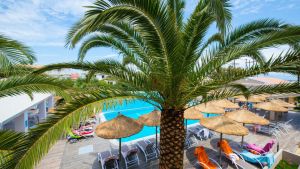 Ninos Amour Holiday Resort