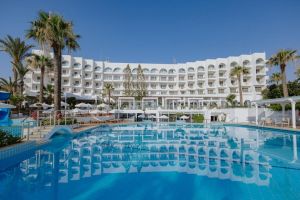 Hotel Golden Coast Beach