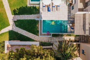 Louis St. Elias Resort & Waterpark