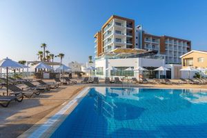 Hotel Leonardo Crystal Cove – Adults Only