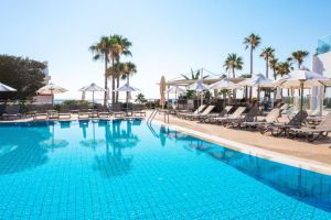 Hotel Leonardo Crystal Cove – Adults Only