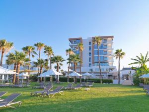 Hotel Leonardo Crystal Cove – Adults Only