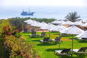 Hotel Leonardo Crystal Cove – Adults Only