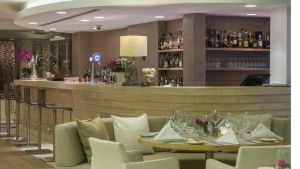 Alasia Hotel