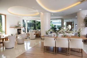 Alasia Hotel