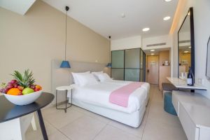 Napa Mermaid Hotel & Suites