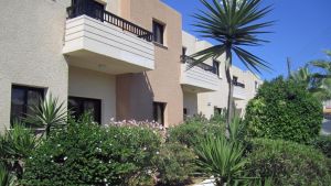 Senator Hotel Apartments - Adults Only