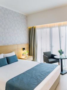 Ajax Hotel