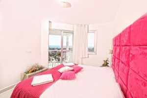 Marlita Beach Hotel Apartments