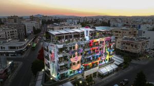 Hotel Rise Street Art