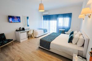 Mikes Kanarium Hotel
