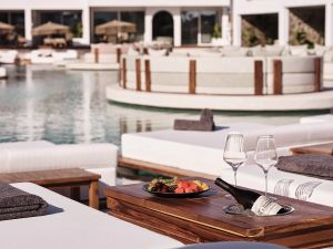 Aya Resort
