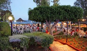 Poseidonia Beach Hotel
