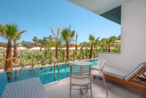 VOX MARIS RESORT SIDE