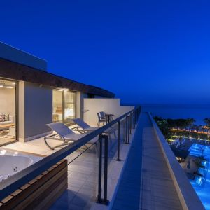 Hotel Acanthus Cennet Barut Collection
