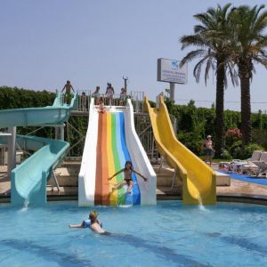 Hotel Crystal Admiral Resort Suites and SPA