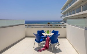 Tofinis Hotel