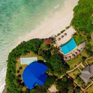 Pearl Beach by Sansi