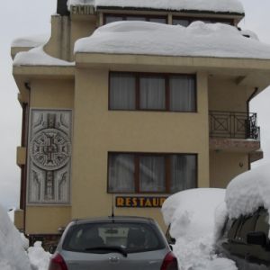IVEL Family Hotel