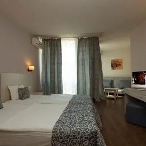 Hotel Slavey
