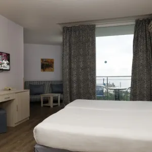 Hotel Slavey