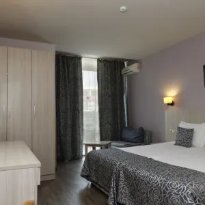Hotel Slavey