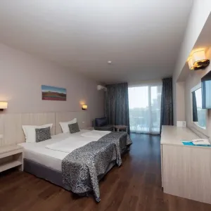 Hotel Slavey