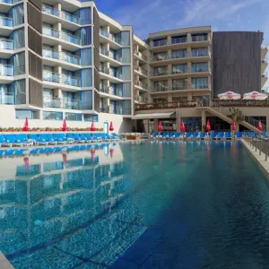 Hotel Slavey