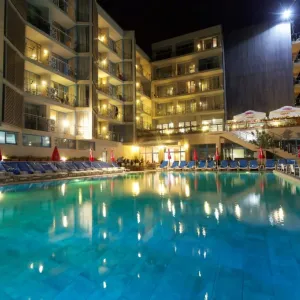 Hotel Slavey