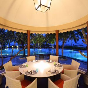 Hotel Vivanta by Taj Bentota