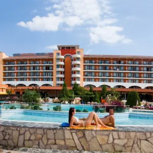 Hotel Hrizantema