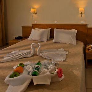 Minos Aparthotel