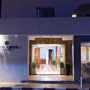 Pyramos Hotel