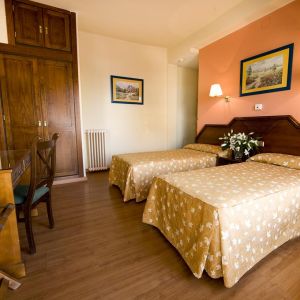 Hotel Monarque Cendrillon