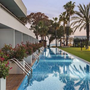Hotel Acanthus Cennet Barut Collection