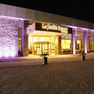Hotel Queens Park le Jardin