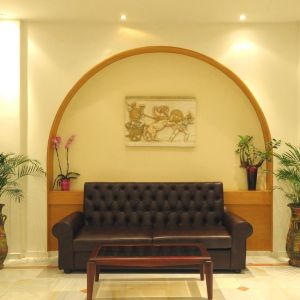 Hotel Vantaris Palace
