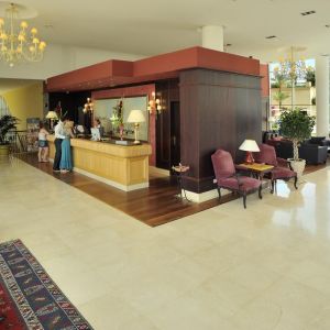 Grupotel Playa de Palma Suites and Spa