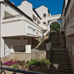 Hotel Holiday Village