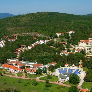Hotel Holiday Village