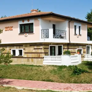Hotel Holiday Village