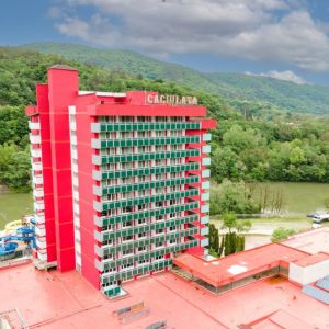 Complex Balnear Cozia Corpul Caciulata