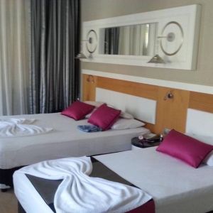 Serenis Hotel ( EX SIDE AQUA BEACH)