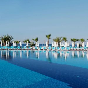 Hotel Paloma Oceana Resort