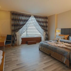 Xoria Deluxe Hotel